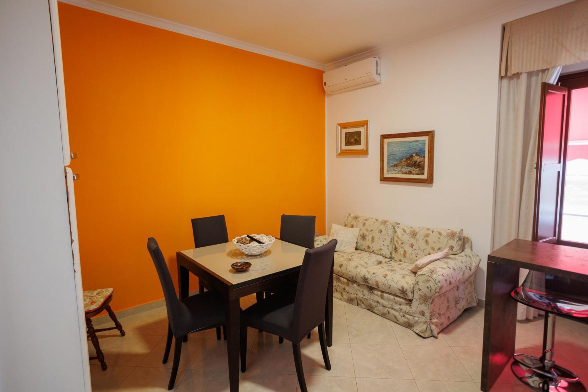 The Lemon Tree House Appartement Scalea Buitenkant foto