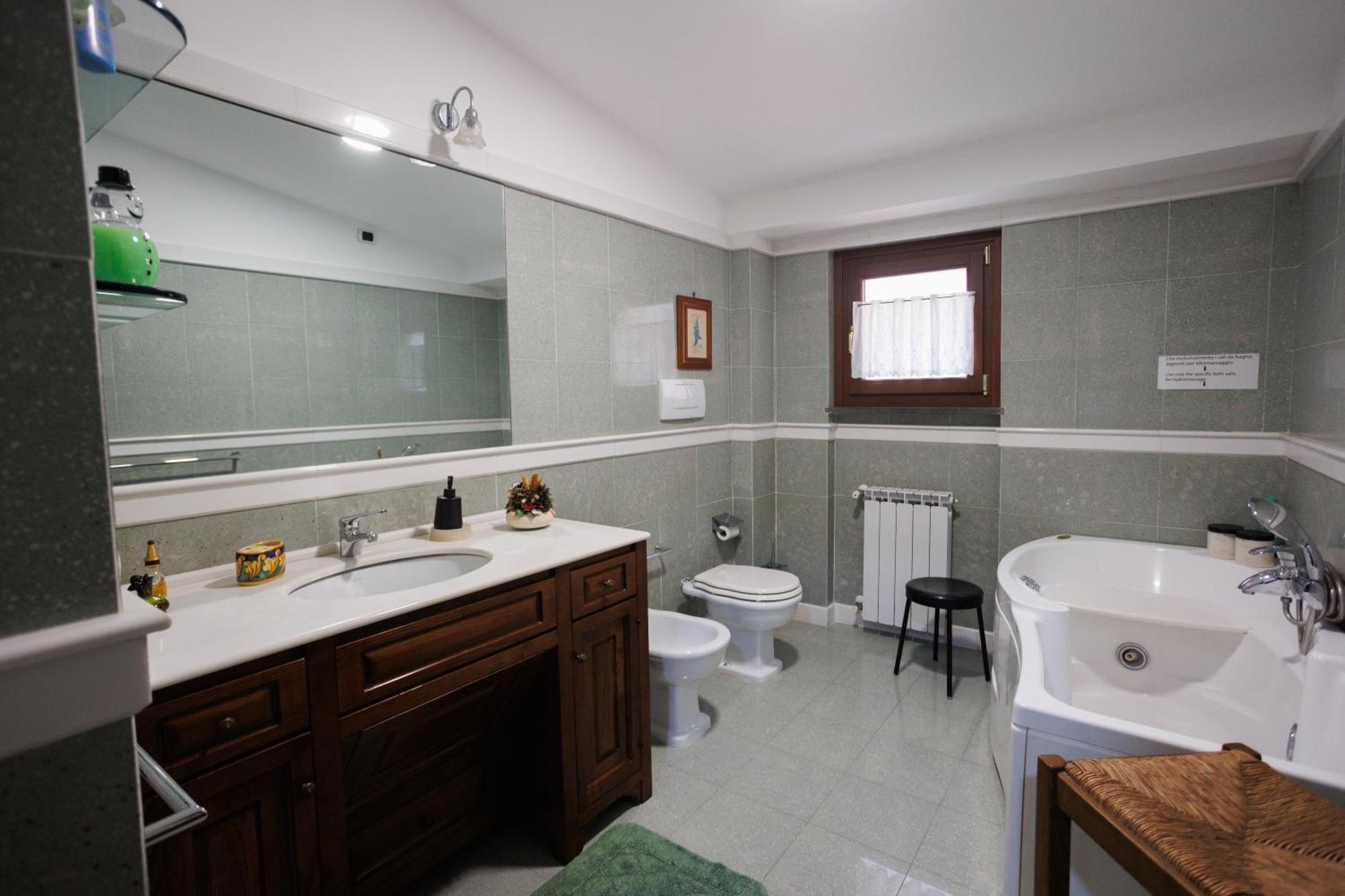 The Lemon Tree House Appartement Scalea Buitenkant foto