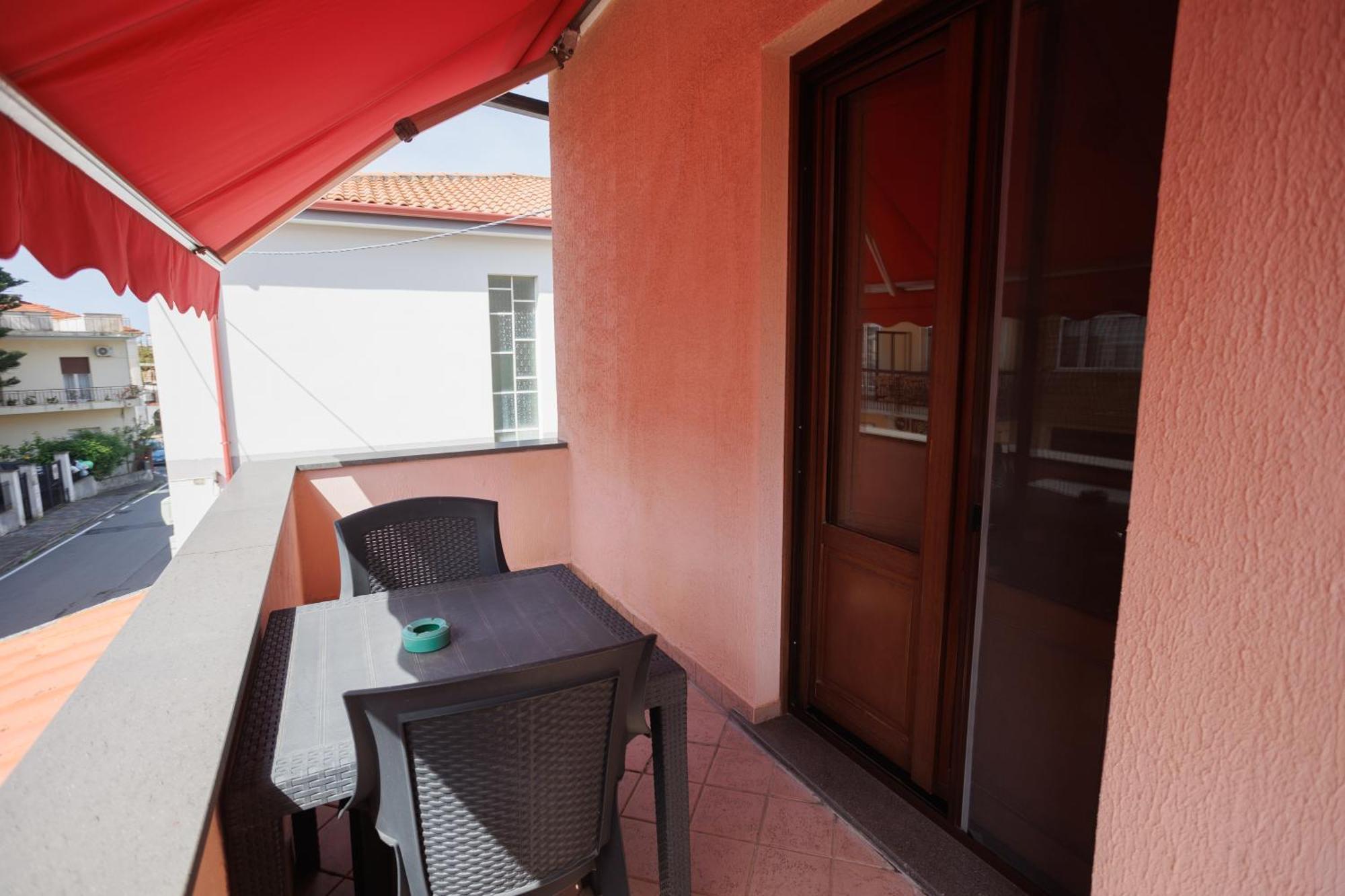 The Lemon Tree House Appartement Scalea Buitenkant foto